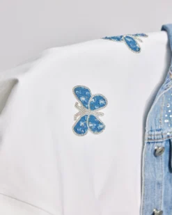 BACHATA - Tshirt manica corta bianca con decorazione di farfalle