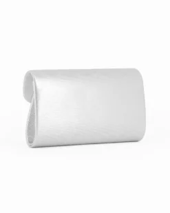 DIVAS - Pochette argento  in luex con patta, tracolla removibile
