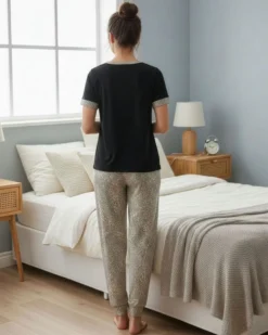 LORMAR - PIGIAMA NERO MACULATO MEZZA MANICA DA DONNA IN VISCOSA LEGGERA