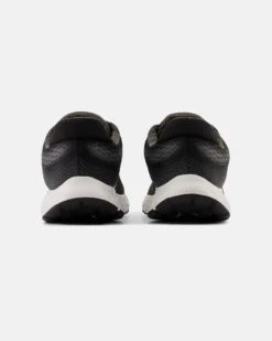 NEW BALANCE -  SCARPA DA RUNNING NERA CON DETTAGLI SILVER DA UOMO, M520LB8