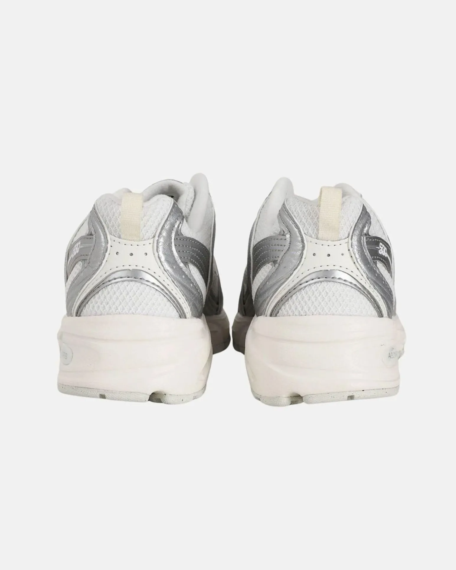 NEW BALANCE - SNEAKERS LIFESTYLE BIANCHE CON DETTAGLI SILVER, U5303IR