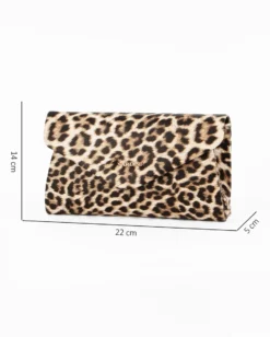 POCHETTE PU C/PATTA A PUNTA+LETTERING