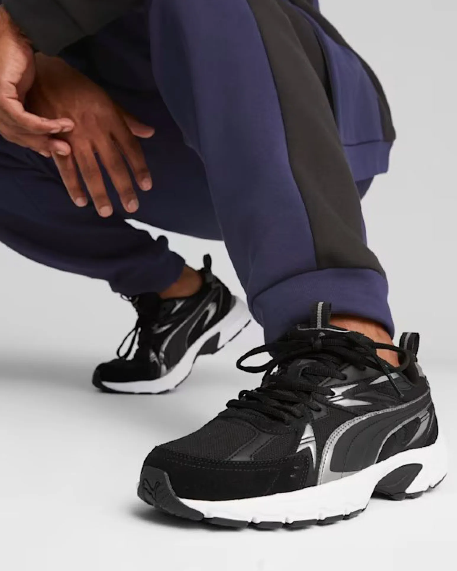 PUMA MILLENIO TECH SUEDE - Scarpa nera con dettagli argento