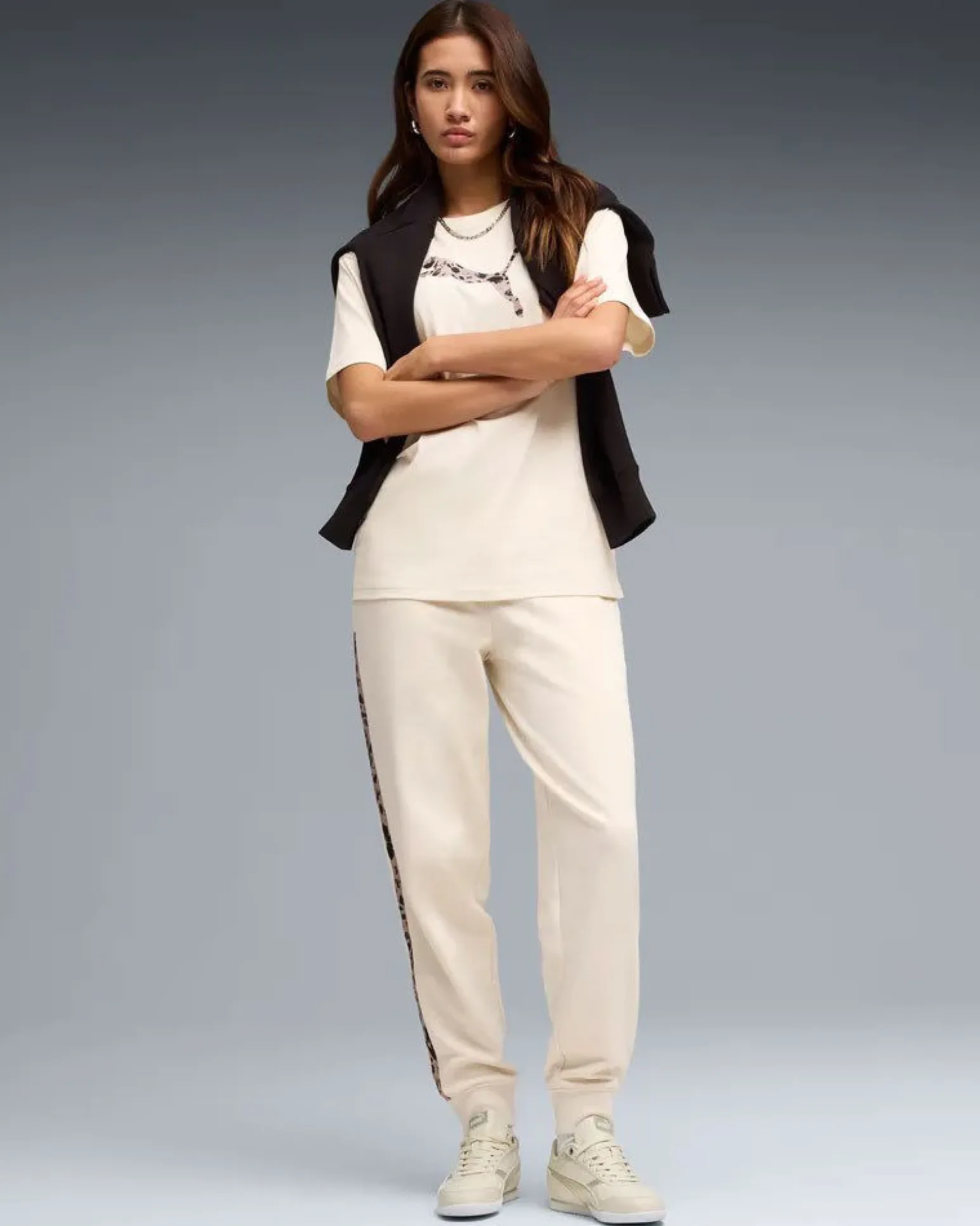 PUMA - PANTALONE BEIGE DA DONNA ESSENTIAL ANIMAL VESTIBILITA' COMFORT 692464-87