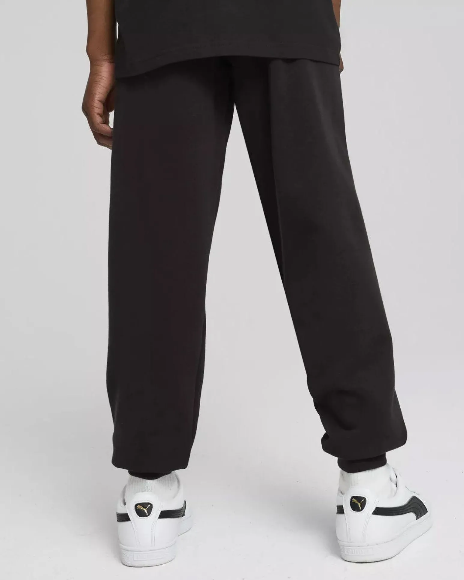 PUMA - PANTALONE TUTA JUNIOR ( 7-16 ANNI) NERO ESSENTIAL N. 1 LOGO SWEAT, 684914-01