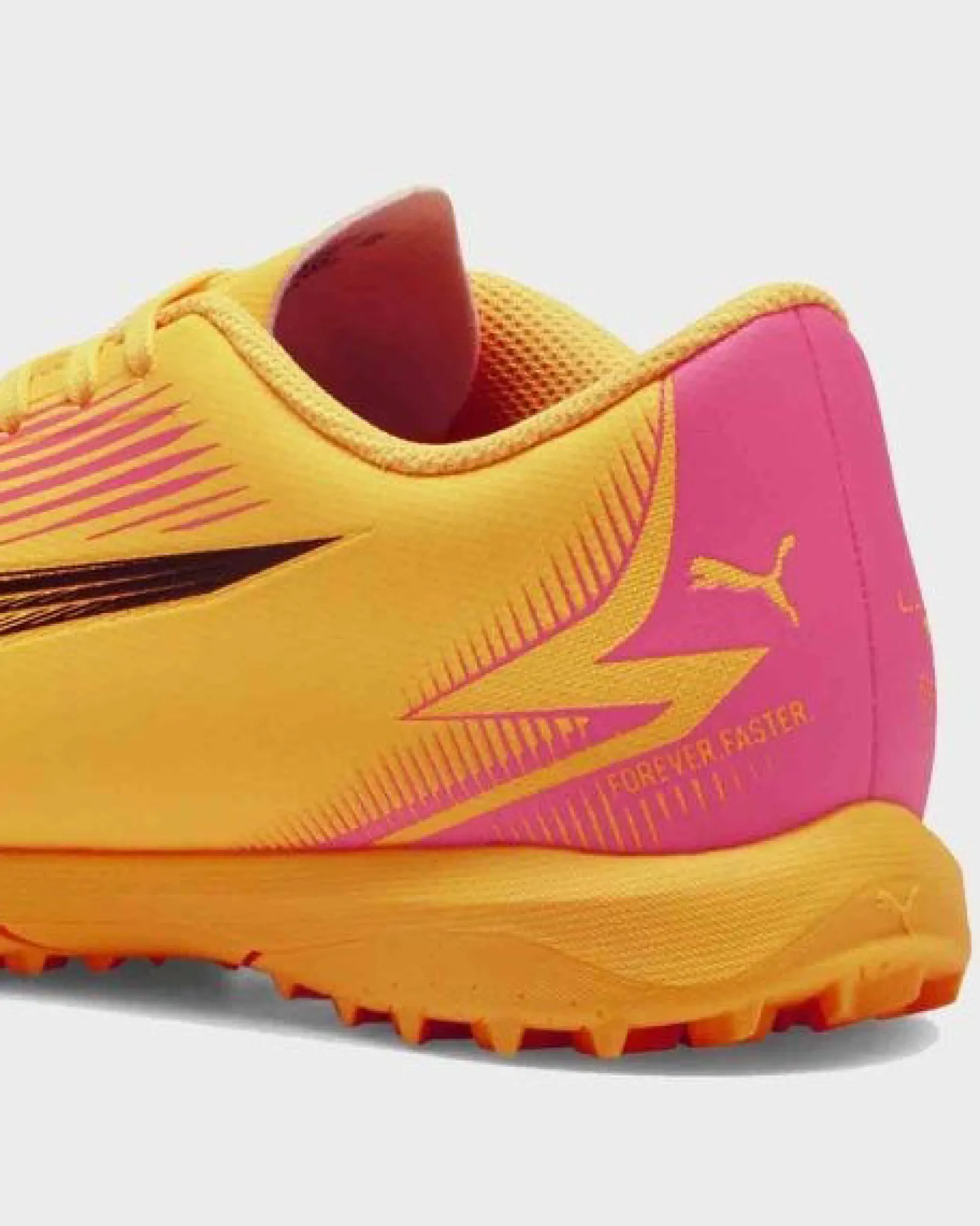 PUMA - Scarpe da calcio arancio da ragazzo ULTRA PLAY IT - 107779-03