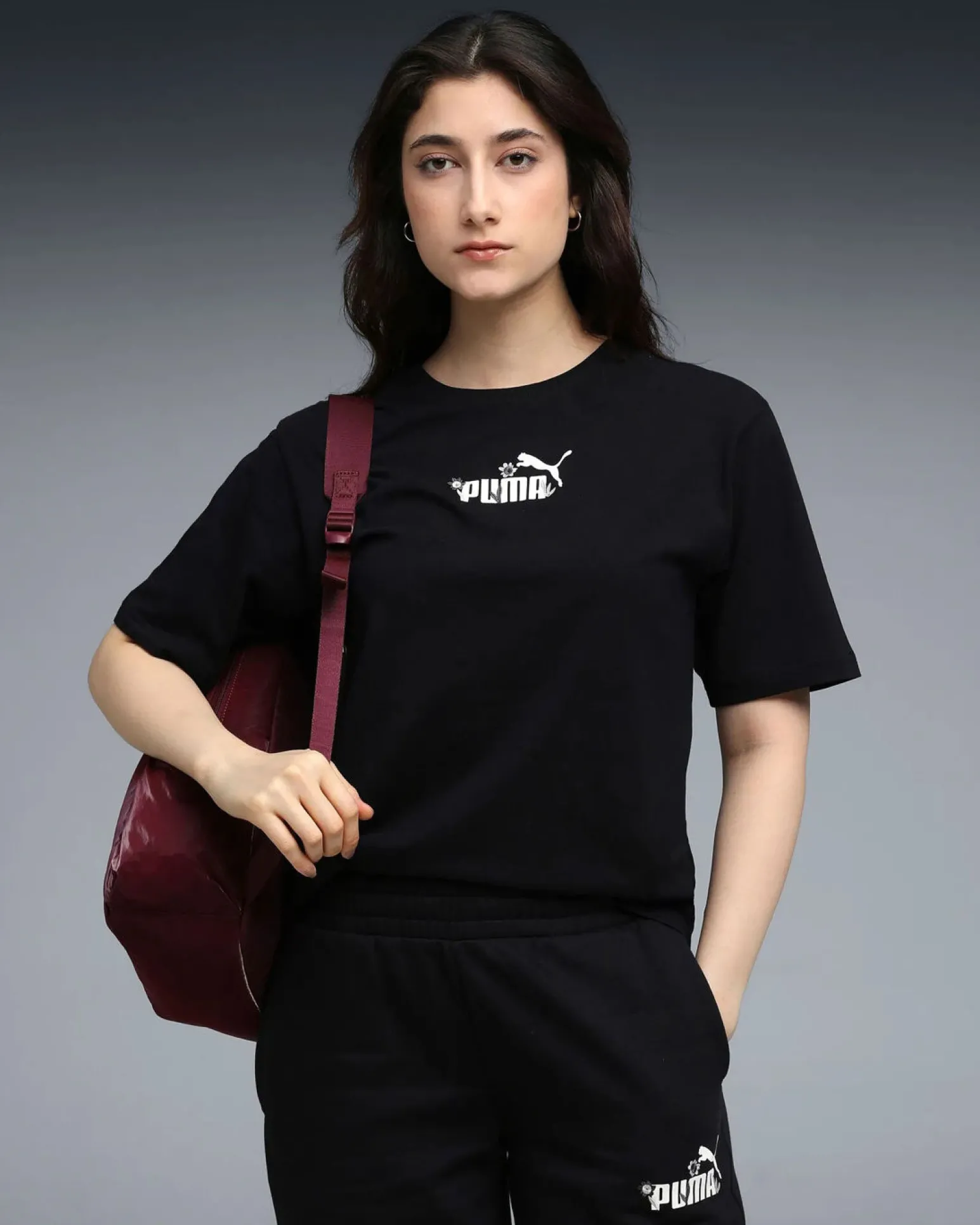 PUMA - T-SHIRT NERA ESSENTIAL NATURE 2.0 RELAXED TEE DA DONNA, 688077-01