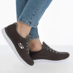 SKECHERS- SUMMITS ITZ BAZIK