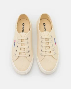 SUPERGA - Sneakers da donna beige in tessuto con lacci - 2750 NEW PLUS