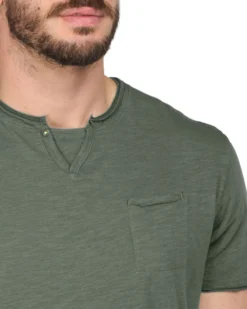 TSHIRT MANICA CORTA SCOLLO V