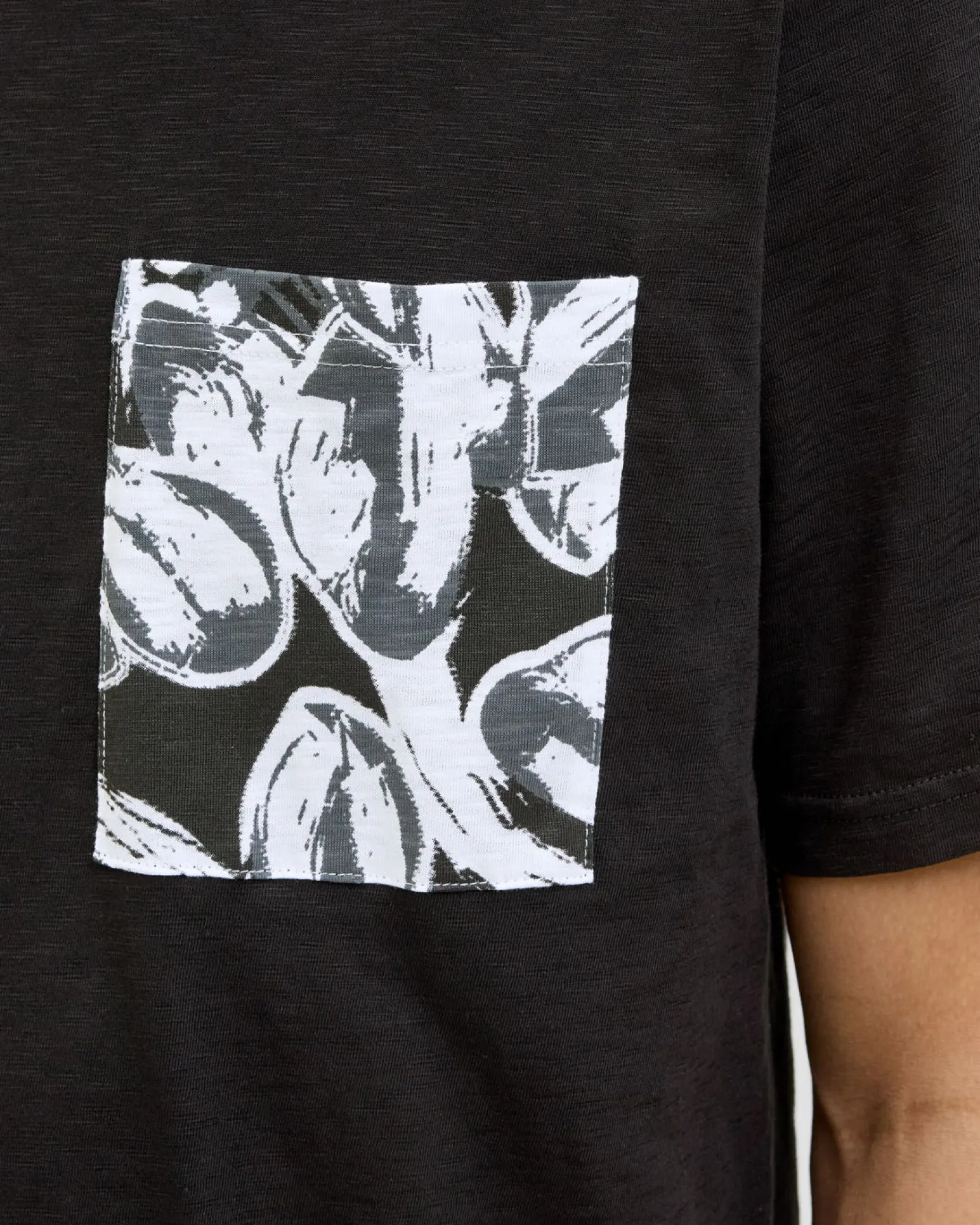 TSHIRT MANICA CORTA SPLIT AOP POCKET